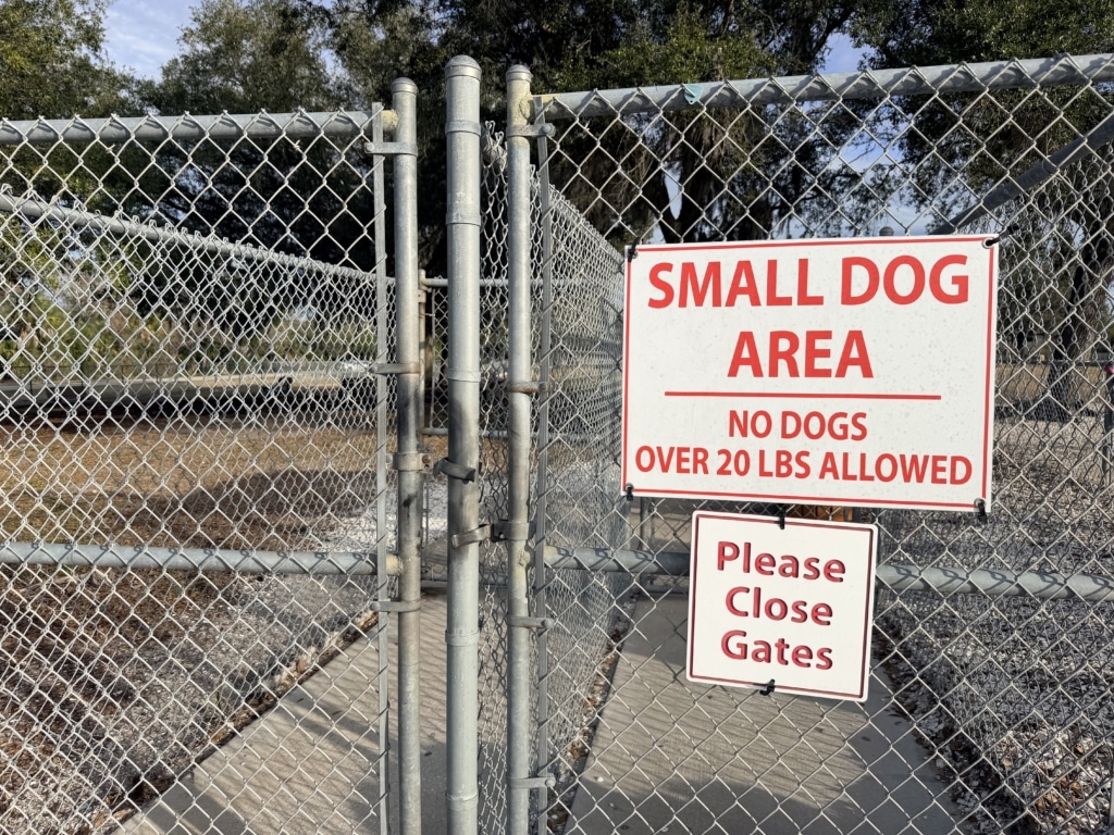 17th Street Park Dog Park in Sarasota, Florida with fenced small dog and large dog area and park amenities